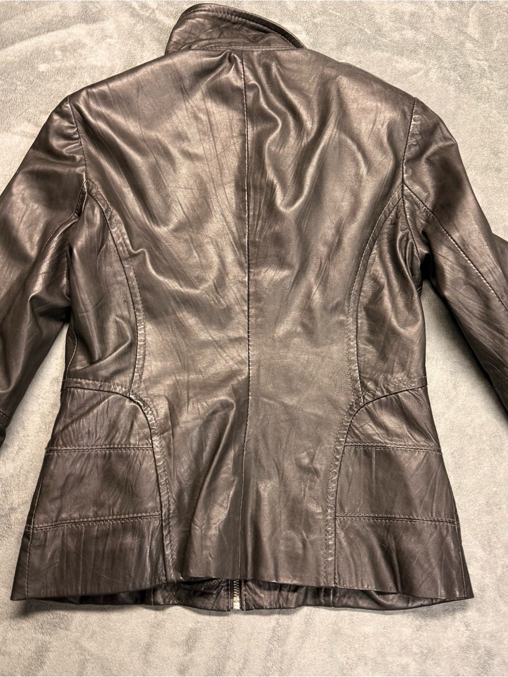 Danier Women's Y2K Black Leather Utility Jacket - Picture 8 of 9